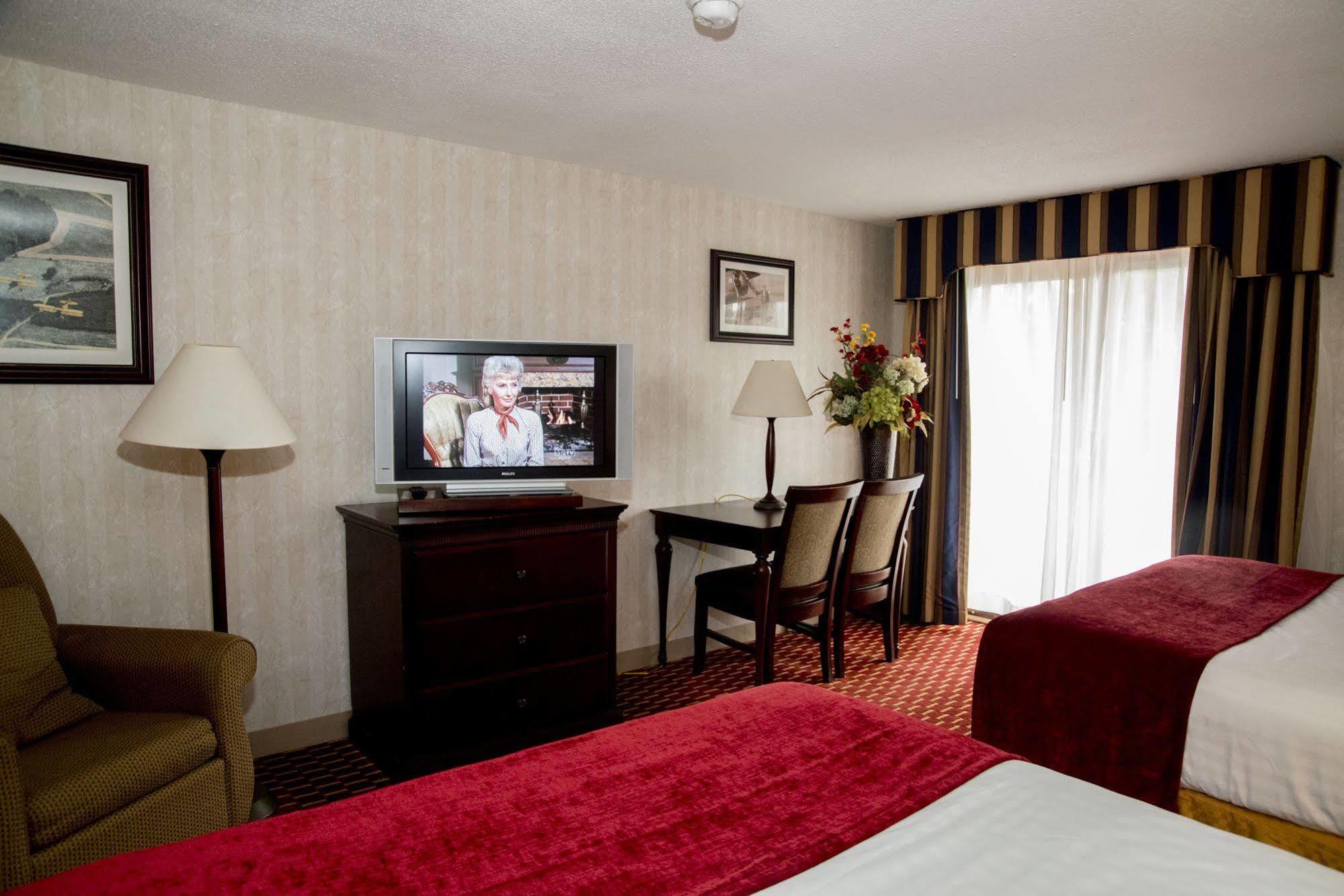Hampton Falls Inn Exterior photo